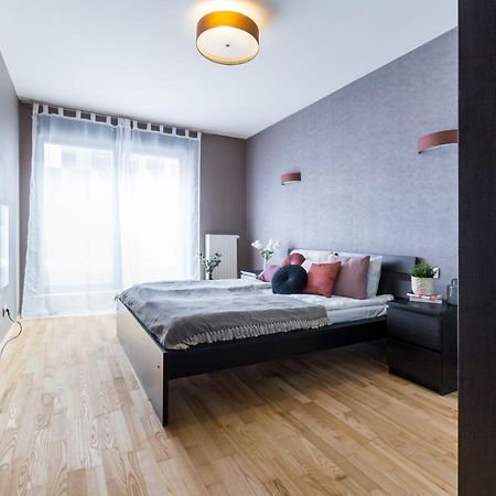 Friendhouse Apartments Angel City Cracovie Extérieur photo